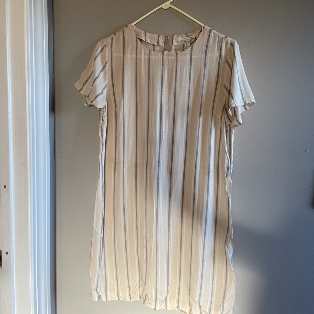 Forever 21: Shift Dress